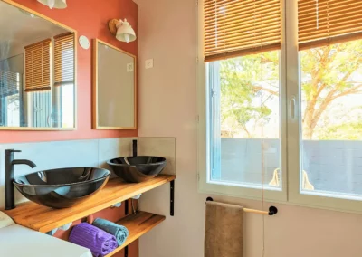 Salle de bain Cottage Vigne Rouge location vacance booking