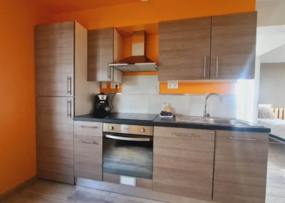 Cuisine Cottage Loin de l oeil Gite Airbnb campagne