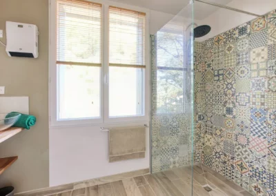 Salle de bain Cottage Loin de l oeil meuble de tourisme tarn