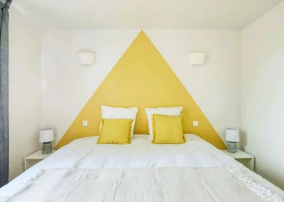 Chambre lit double Cottage Primeur vacance nature Tarn