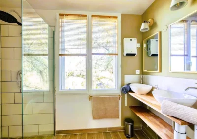 Salle de bain Cottage Syrah location campagne