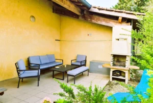 Garden furniture outdoor terrace Gite Gaillac