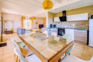 Kitchen dining room Grand Cottage Nature Bien Etre nature vacation rental