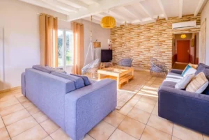 Living room Grand Cottage Nature Bien Etre vacation reservation Airbnb