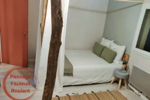 Wheelchair access to room Grand Cottage Nature Bien Etre rental