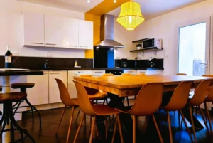 Dining room kitchen Loft Nature Bien Etre rental house family and friends