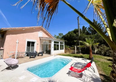 vacation rentals with pool and jacuzzi between Albi and Toulouse