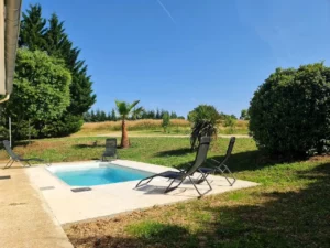 Charming gîte with heated swimming pool, South-West France