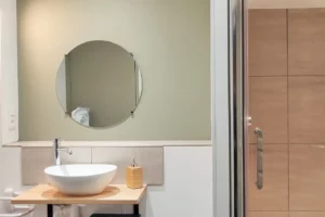shower room ground floor Peyrole