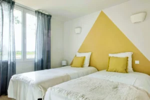 Room with two single beds Cottage Primeur gite nature Tarn