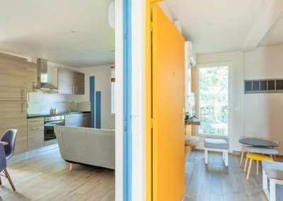 Communicating doors with Syrah and Loin de L'oeil