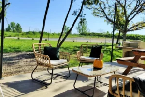 Duo Vigne Rouge Primeur vacation rental for several people