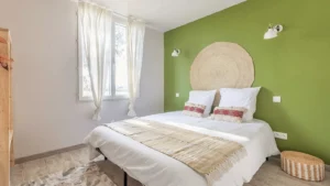 chambre 2 loin de loeil gite tarn