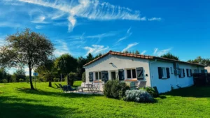 exterieur 1 grand cottage gite tarn