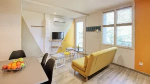 piece a vivre 2 loin de loeil gite tarn