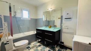 salle de bain 2 grand cottage gite tarn