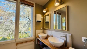 salle de bain syrah gite tarn