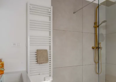 salle de main 2 bohème gite tarn